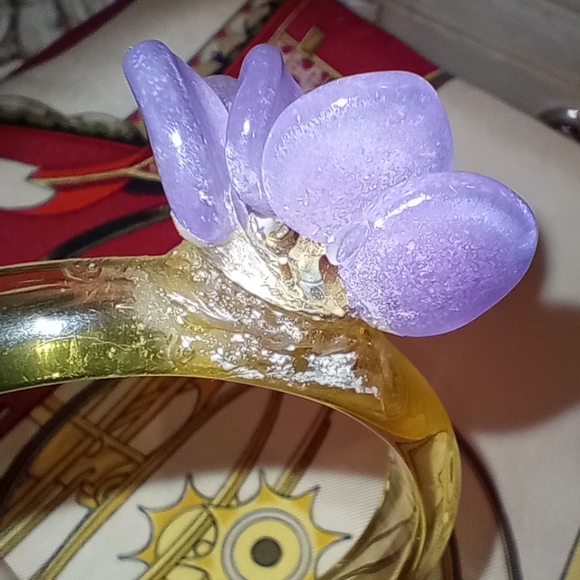 Chanel Resin Cuff Bracelet w/ Purple Camellia Flower - 100% Authentic - Picture 2 of 7